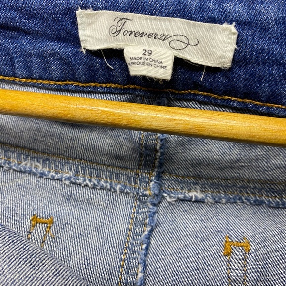 Forever 21 Denim Shorts Low Rise Size 29 - Picture 4 of 4